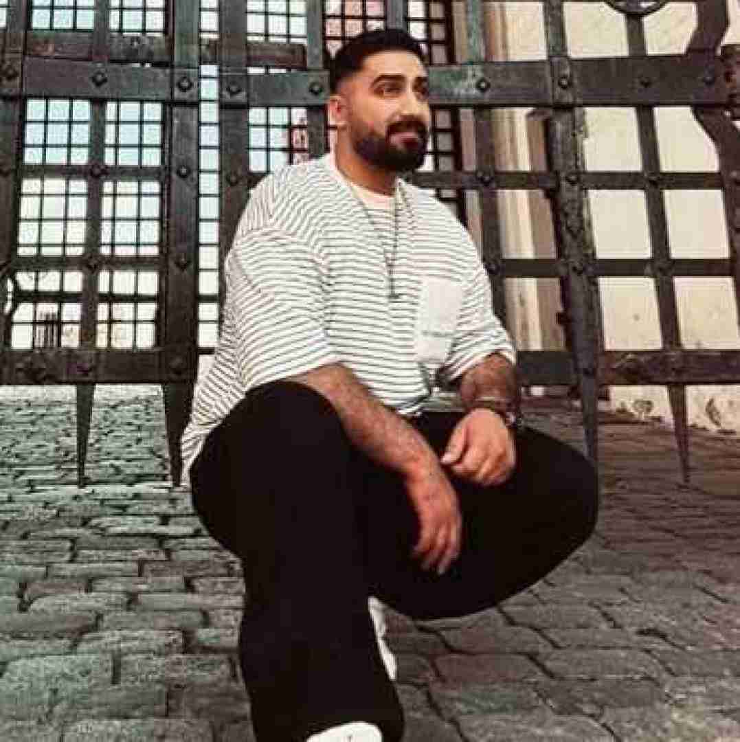 آهنگ جدید محمد امیری وای مردم دق کردم بی خداحافظی نچو
